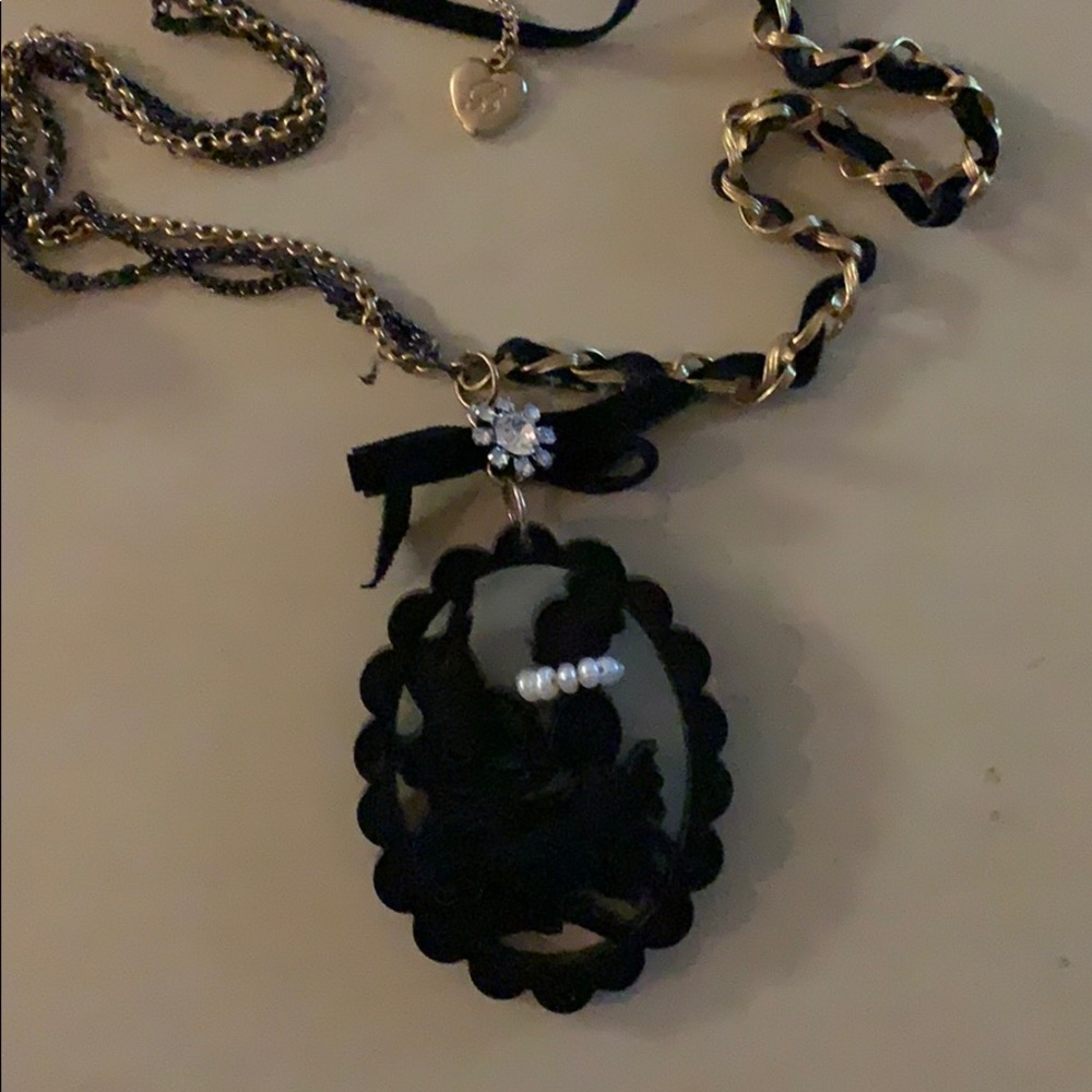 Betsey johnson silhouette vintage necklace